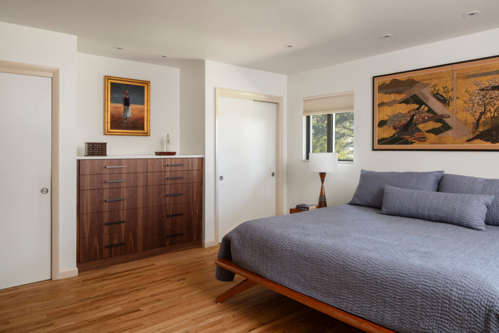 Midmod Remod bedroom