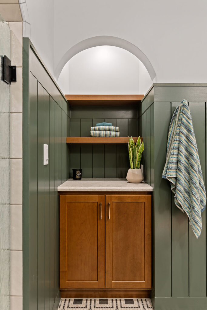 bathroom storage cabinets