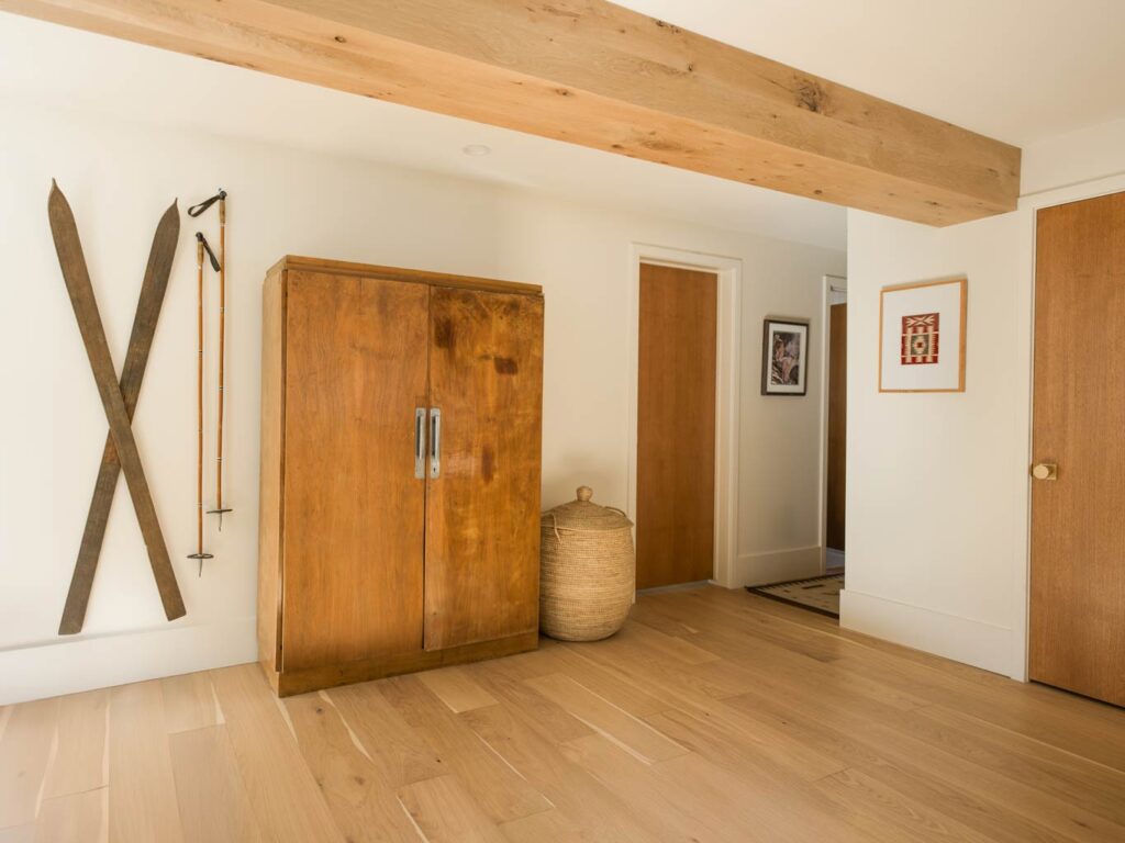 Rec room cabinets and decor